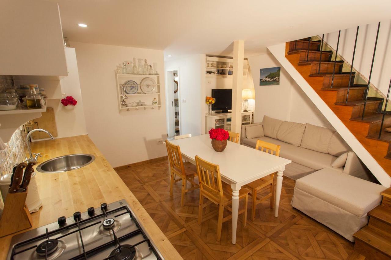 Barbarossa House With Parking Appartement Cres Buitenkant foto