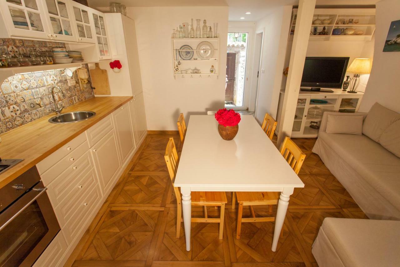 Barbarossa House With Parking Appartement Cres Buitenkant foto